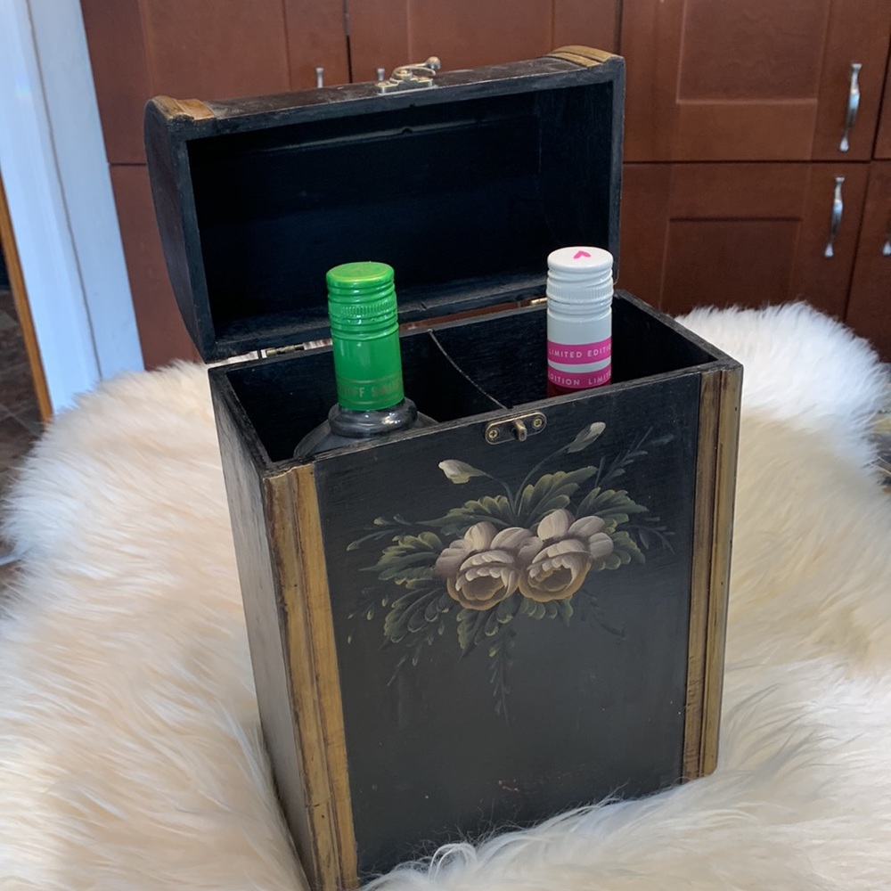 2 Bottle wine holder box